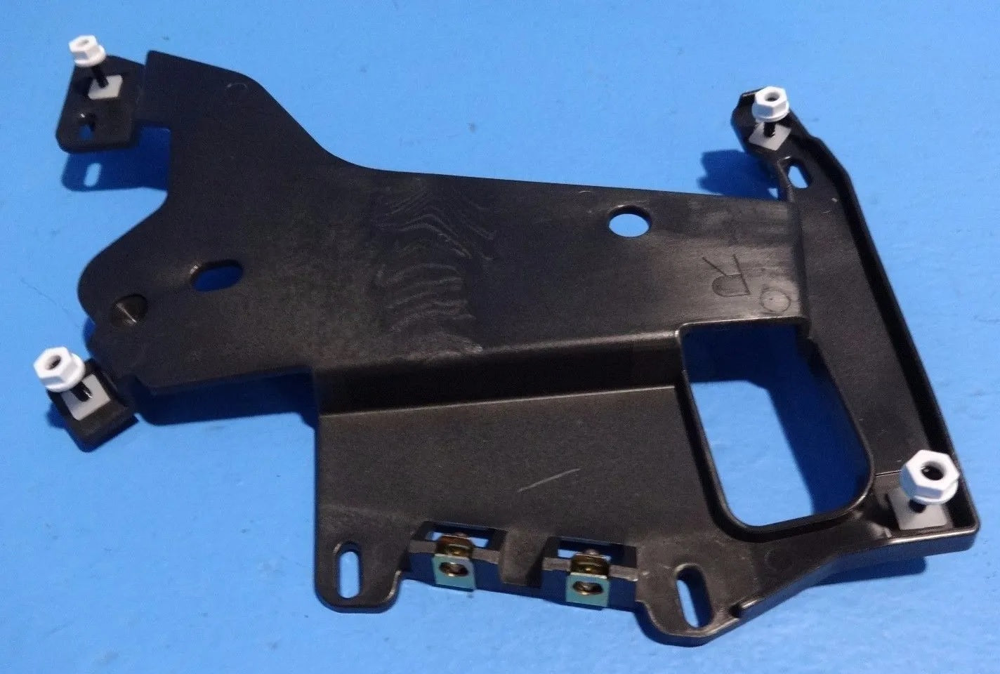 Headlight Bracket 16523680